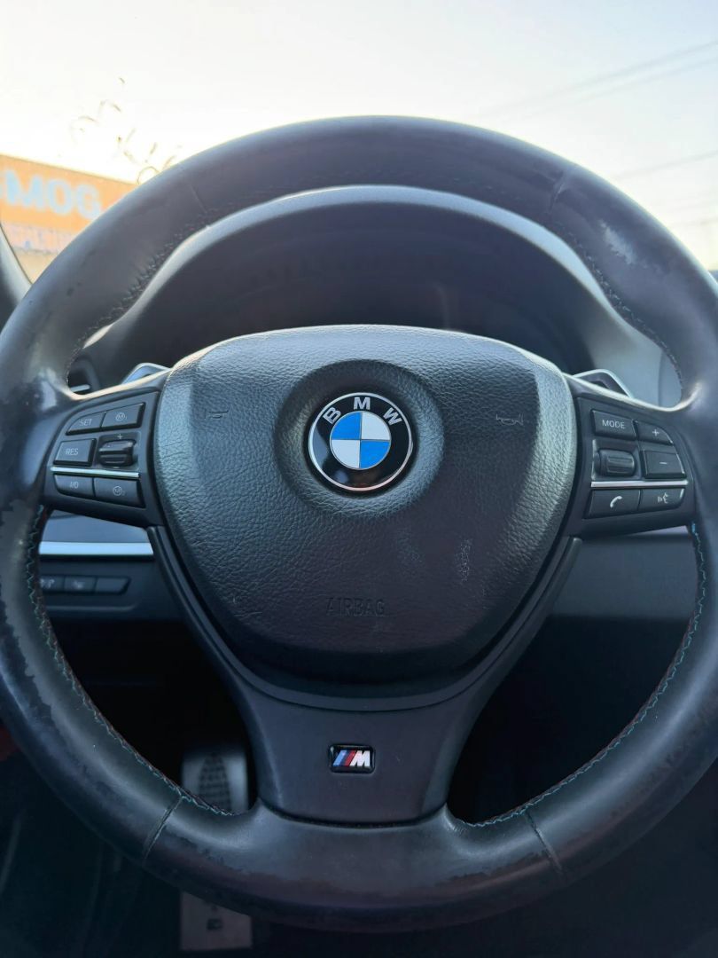 Used 2013 BMW M5 RWD image 21
