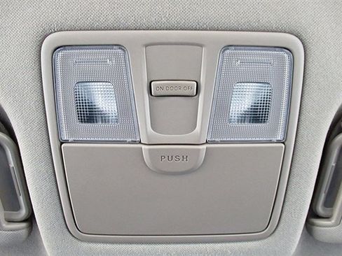 Used 2014 Hyundai Elantra SE w/ Option Group 02 image 31