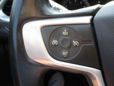 Used 2018 GMC Acadia SLT AWD/4WD image 15