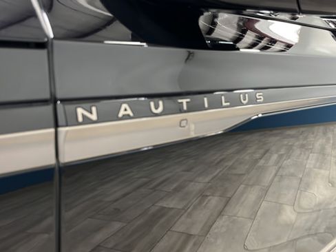 Used 2025 Lincoln Nautilus Black Label AWD/4WD image 42