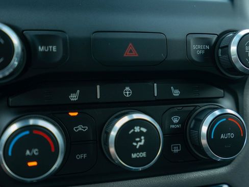 Used 2019 RAM 1500 Big Horn AWD/4WD image 31