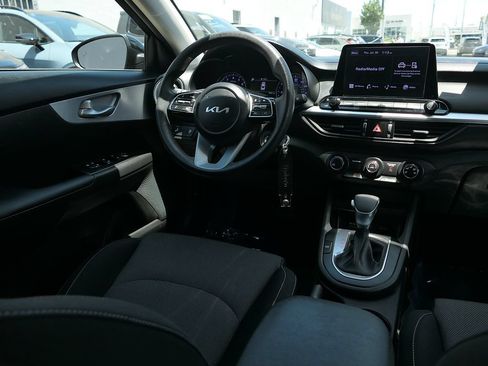Used 2023 Kia Forte LXS w/ LXS Technology Package FWD image 24