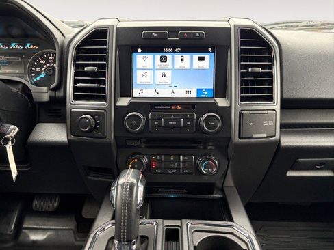 Used 2018 Ford F150 XLT w/ Equipment Group 302A Luxury image 8