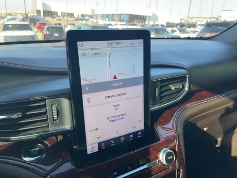 Used 2022 Ford Explorer King Ranch w/ Class IV Trailer Tow Package image 22