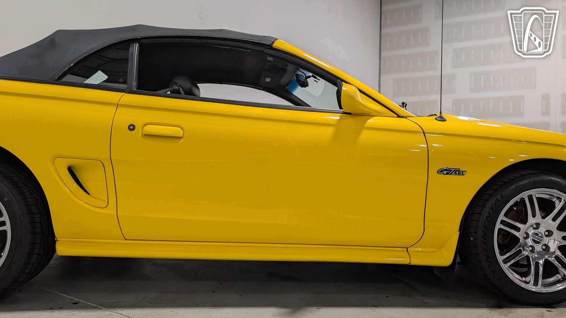 Used 1998 Ford Mustang GT RWD image 39