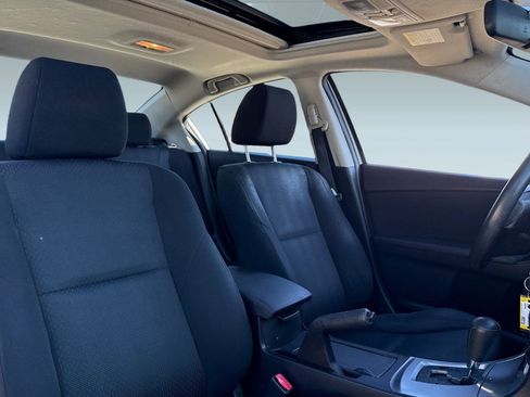 Used 2010 MAZDA MAZDA3 i Touring image 28