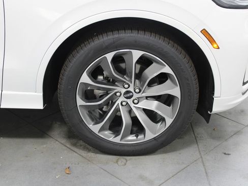 New 2026 Lincoln Aviator 2WD w/ Jet Appearance Package image 12