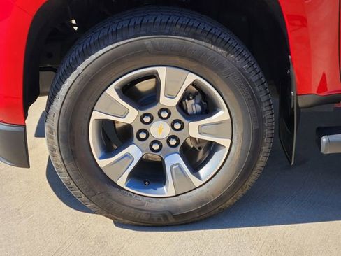 Used 2018 Chevrolet Colorado Z71 image 12