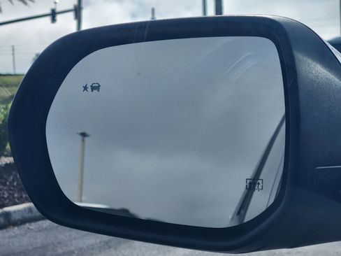 New 2026 Chevrolet Traverse LT w/ Driver Confidence Package image 14