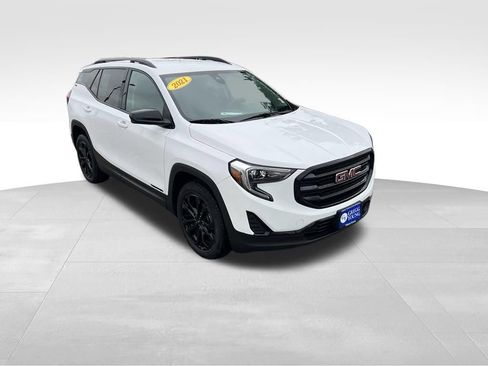 Used 2021 GMC Terrain SLE w/ Driver Convenience Package AWD/4WD image 9