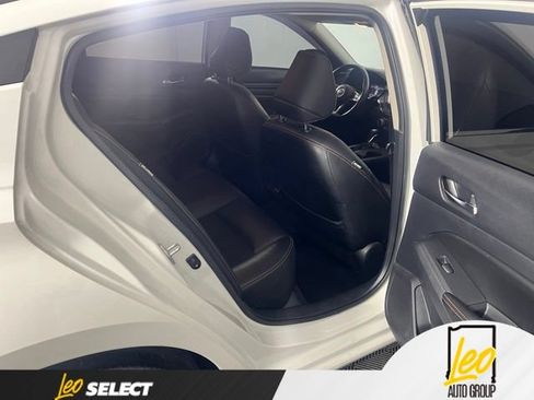 Used 2021 Nissan Altima 2.5 SR w/ SR Premium Package AWD/4WD image 13