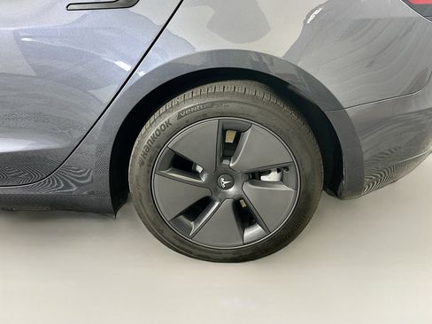 Used 2023 Tesla Model 3 Standard Range image 11