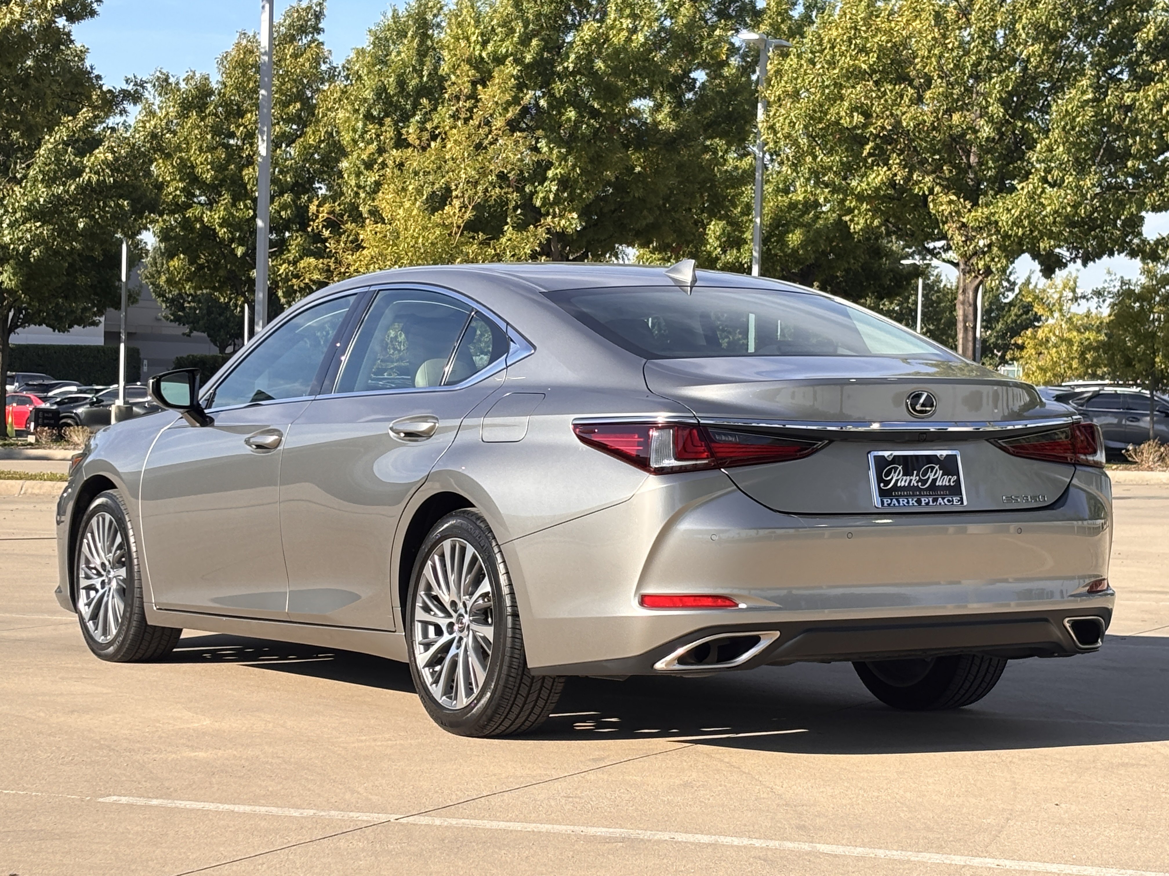 Certified 2020 Lexus ES 350 w/ Premium Package FWD image 3
