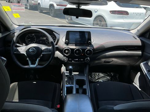 Used 2020 Nissan Sentra SR w/ Lighting Package FWD image 17