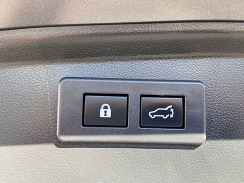 Used 2020 Subaru Outback Touring XT image 20