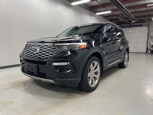 Used 2020 Ford Explorer Platinum w/ Premium Technology Package image 1