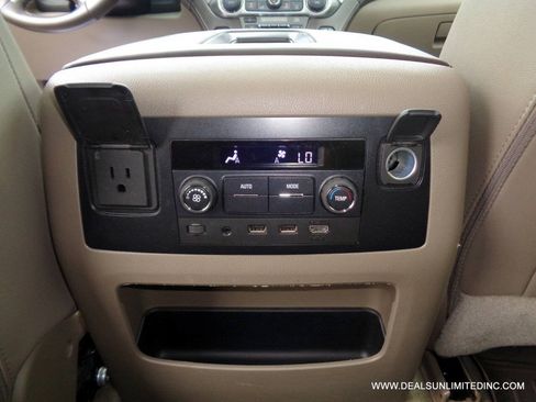 Used 2017 Chevrolet Tahoe LT AWD/4WD image 22