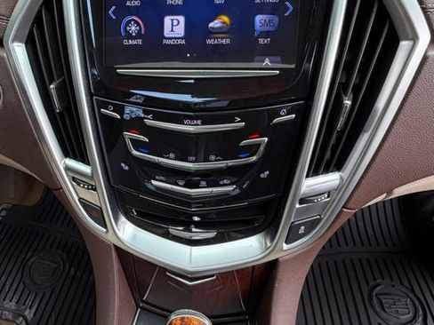 Used 2015 Cadillac SRX Luxury w/ Driver Awareness Package FWD image 22
