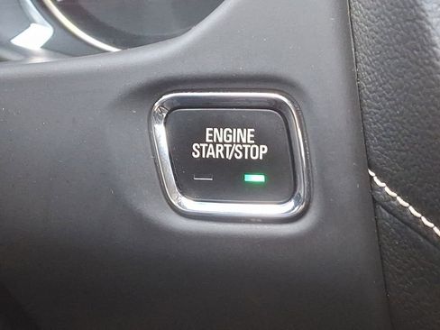 Certified 2023 GMC Acadia SLE w/ Driver Convenience Package image 24