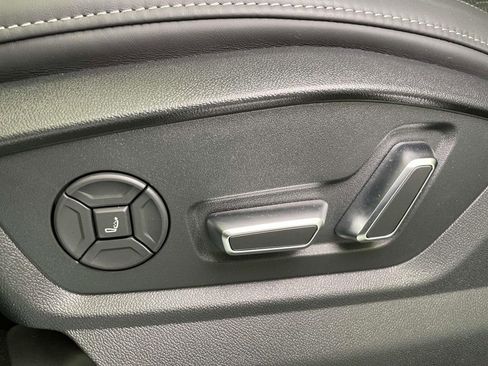 New 2026 Audi RS Q8 performance image 17