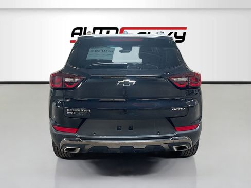 Used 2024 Chevrolet TrailBlazer ACTIV w/ Convenience Package image 6