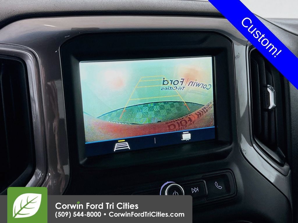 Used 2019 Chevrolet Silverado 1500 Custom w/ Custom Convenience Package AWD/4WD image 19