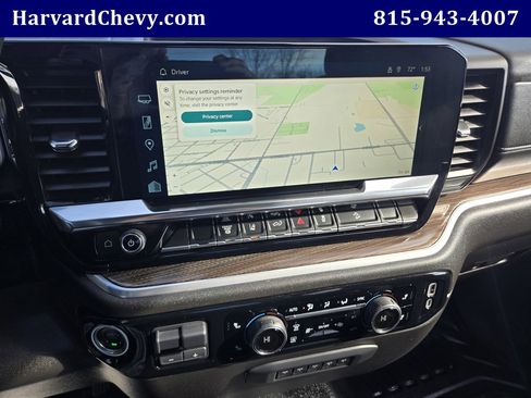 Used 2025 Chevrolet Silverado 3500 LT image 9