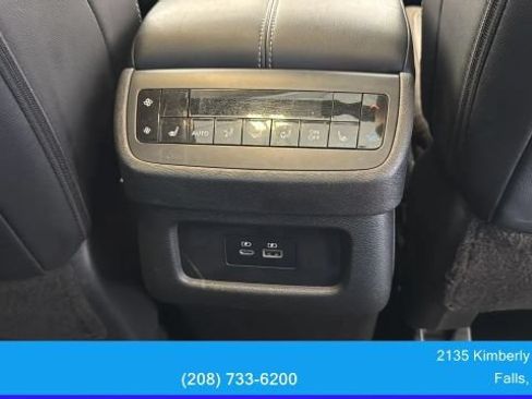 Used 2024 Nissan Pathfinder SL w/ SL Premium Package AWD/4WD image 23