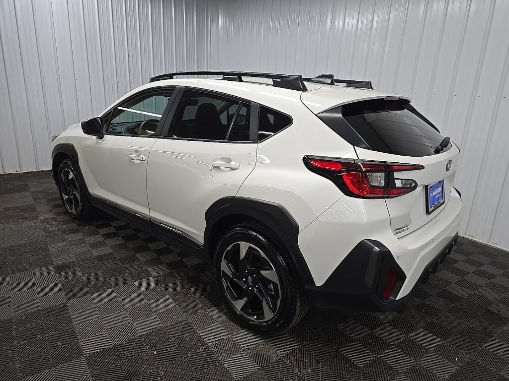 Used 2025 Subaru Crosstrek 2.5i Limited AWD/4WD image 10