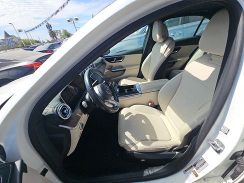Used 2023 Mercedes-Benz C 300 Sedan w/ Exclusive Trim Package image 4