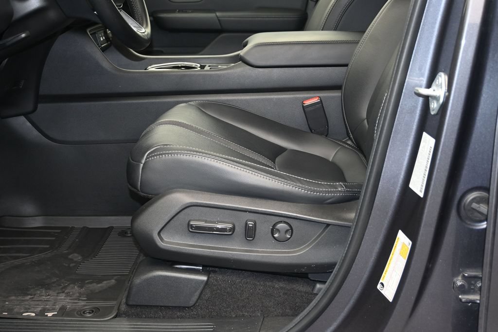 Used 2025 Honda Pilot EX-L image 21