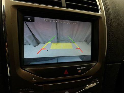 Used 2014 Lincoln MKX AWD w/ Equipment Group 101A image 30