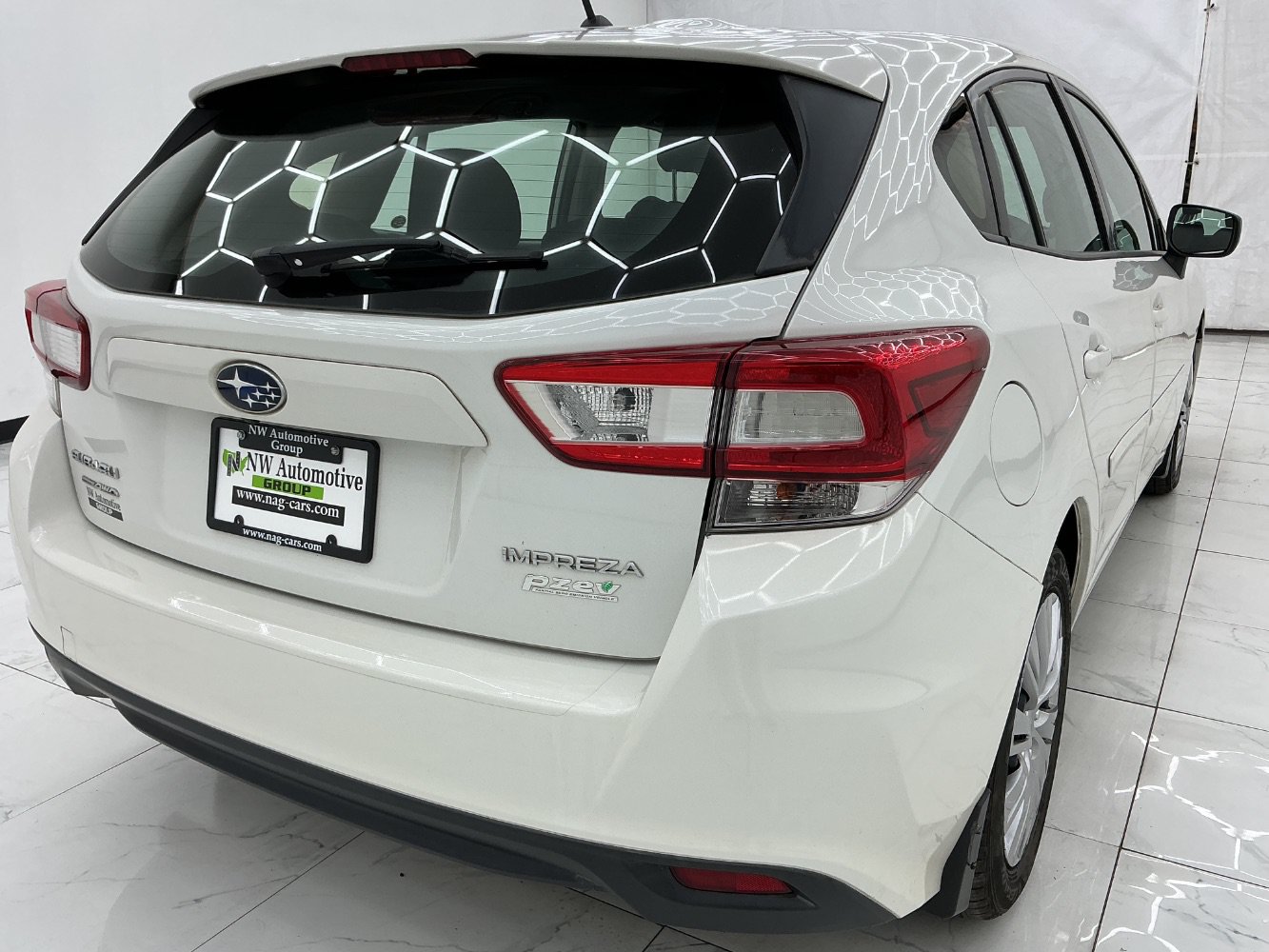 Used 2017 Subaru Impreza 2.0i AWD/4WD image 8