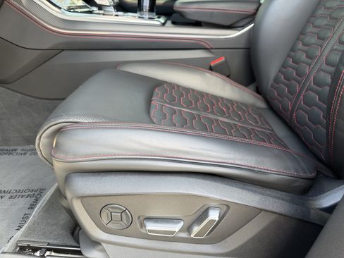 Certified 2024 Audi RS Q8 AWD/4WD image 22