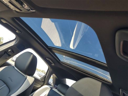 New 2026 Kia K5 GT-Line image 10