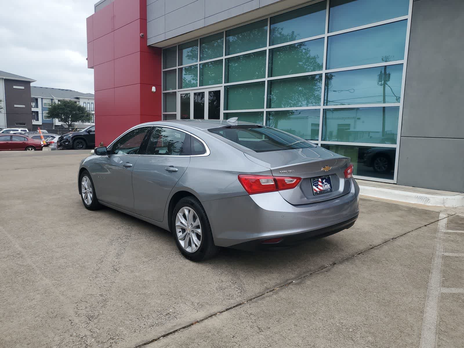 Used 2024 Chevrolet Malibu LT FWD image 4