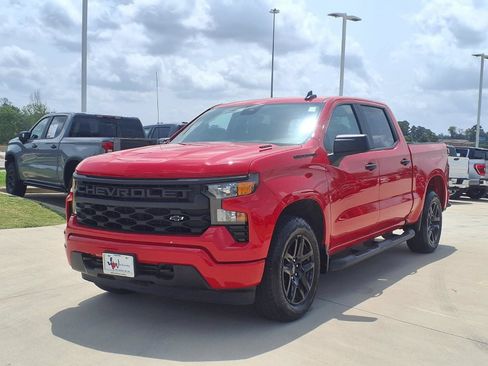 Used 2025 Chevrolet Silverado 1500 Custom w/ Turbomax Blackout Package RWD image 3