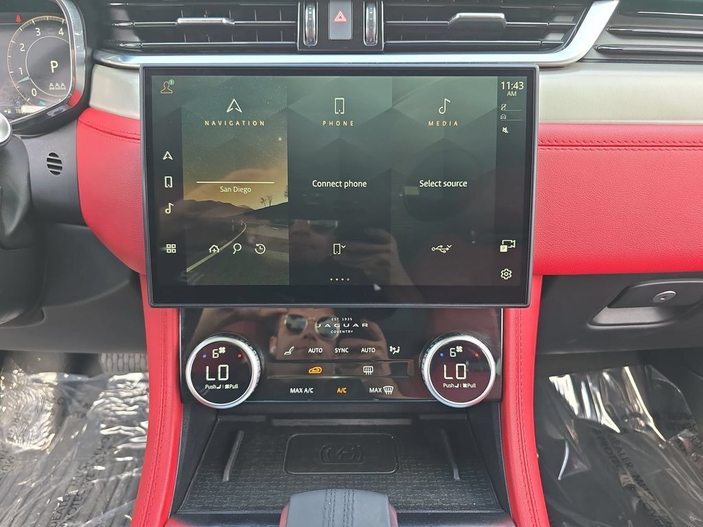 Used 2025 Jaguar F-PACE R-Dynamic S AWD/4WD image 20