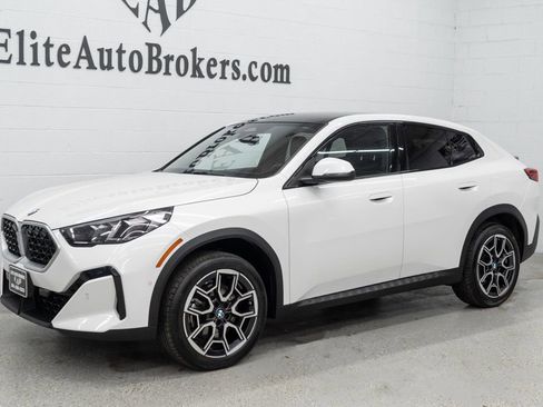 Used 2025 BMW X2 xDrive28i w/ Convenience Package image 35
