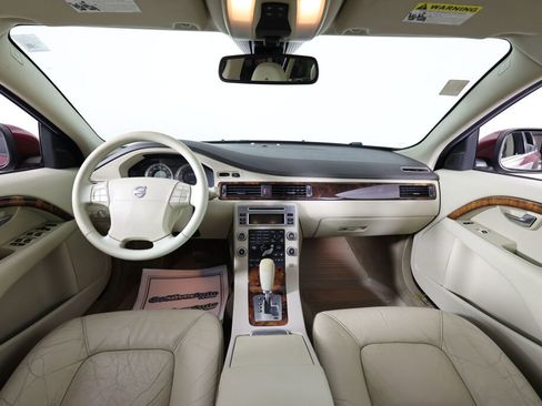 Used 2009 Volvo XC70 3.2 image 28