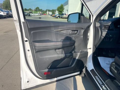 Used 2025 Honda Ridgeline TrailSport image 20