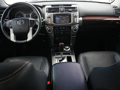 Used 2018 Toyota 4Runner Limited AWD/4WD image 24