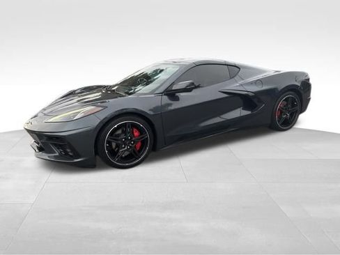 Used 2021 Chevrolet Corvette Stingray Preferred Cpe w/ 2LT image 1