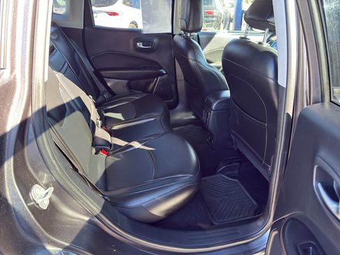 Used 2019 Jeep Compass Limited image 14