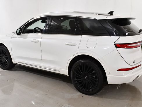 Used 2022 Lincoln Corsair Reserve w/ Equipment Group 201A image 15