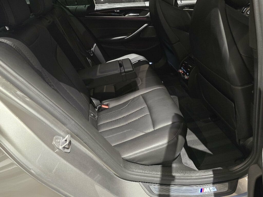 Used 2018 BMW M5 AWD/4WD image 33