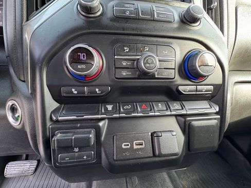 Used 2023 Chevrolet Silverado 2500 LT w/ Convenience Package image 19