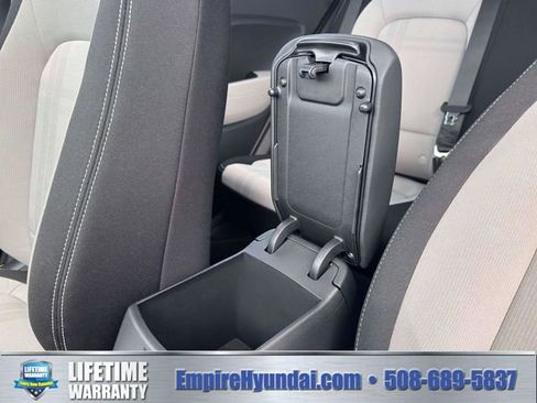 New 2026 Hyundai Venue SEL FWD image 18
