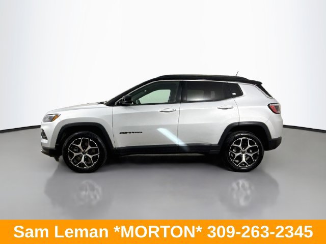 Used 2025 Jeep Compass Limited AWD/4WD image 4