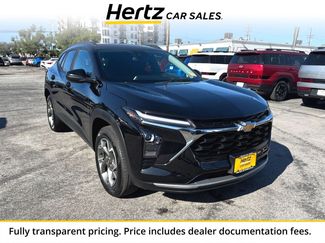 Used 2025 Chevrolet Trax LT w/ LT Convenience Package FWD video 1